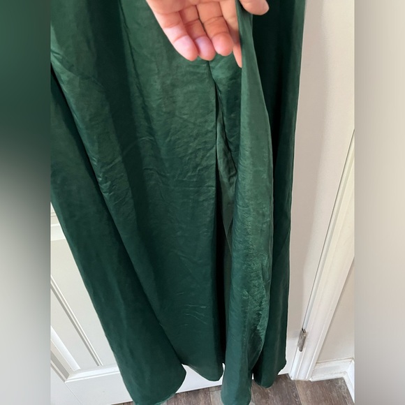 LULU’S Forest Green Satin Maxi Slip Dress Sz L - Picture 4 of 5